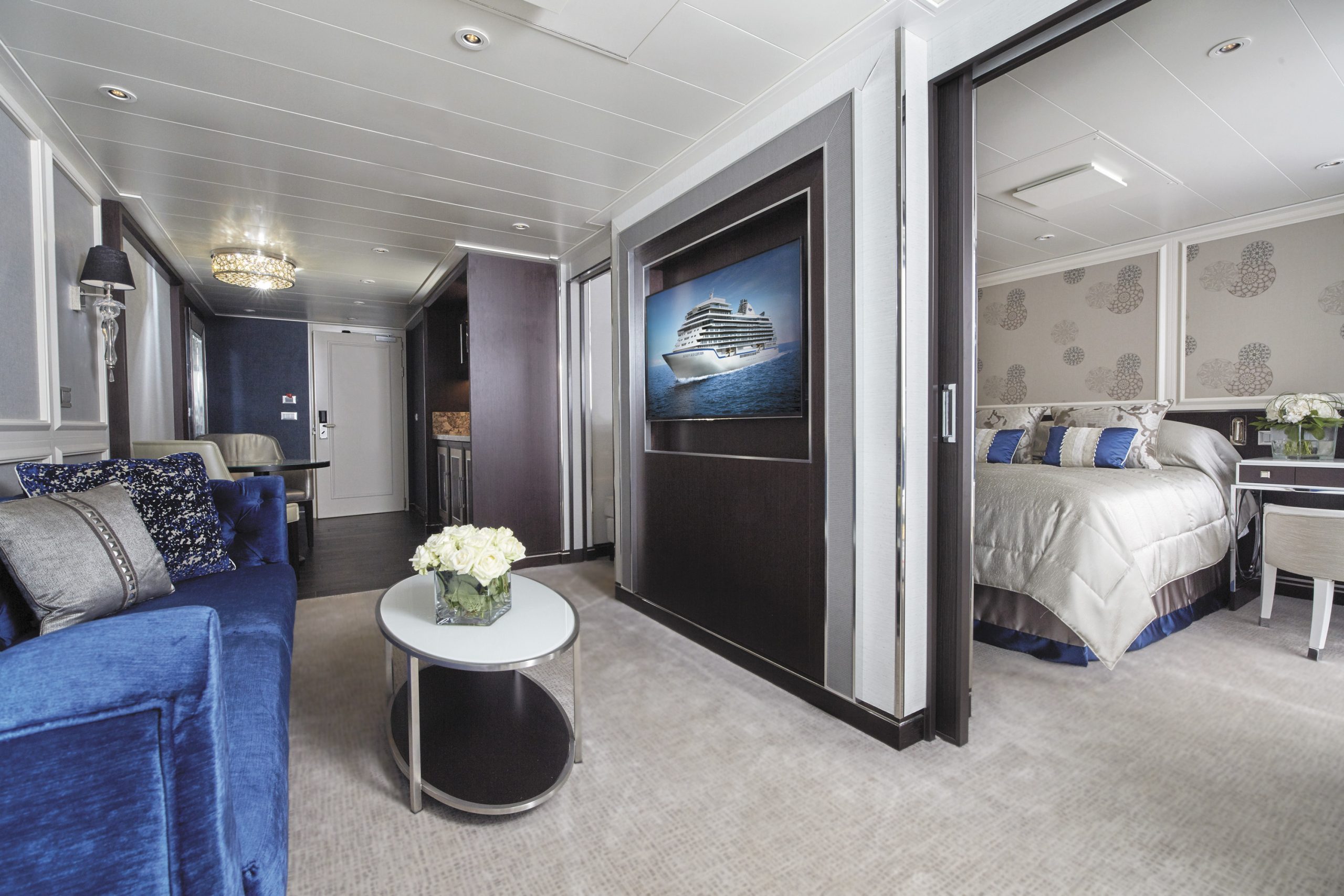 Penthouse Suite interior aboard the SS Explorer